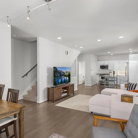 Modern Luxury Home With Ev Garage, Office, Bike & Balcony, Wfh & Family Friendly